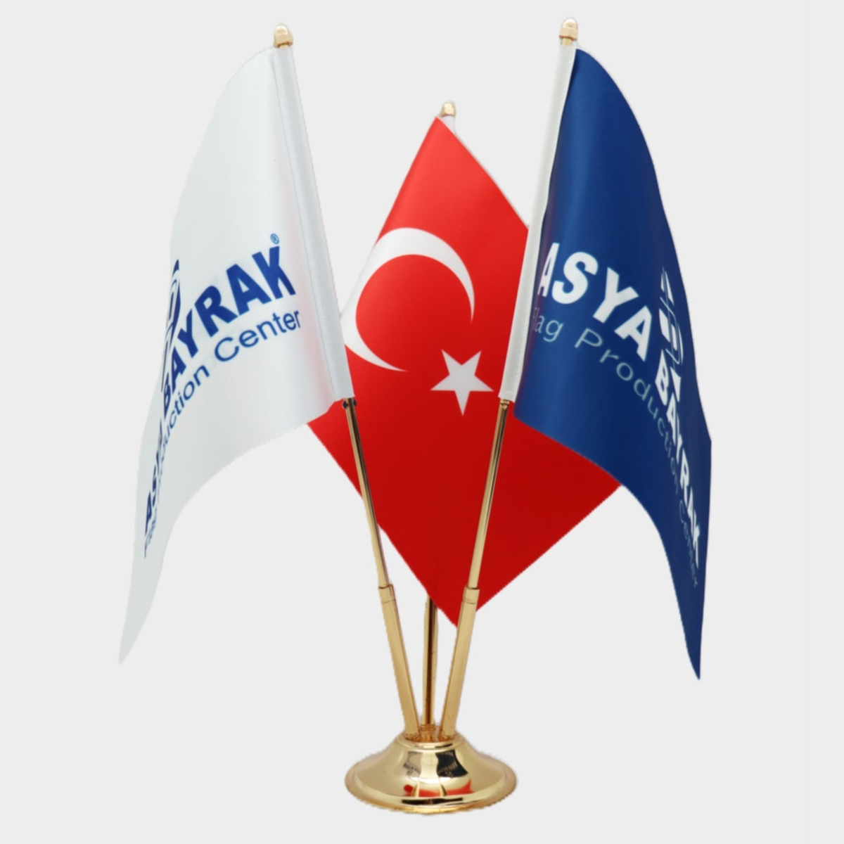 Üçlü Masa Bayrağı