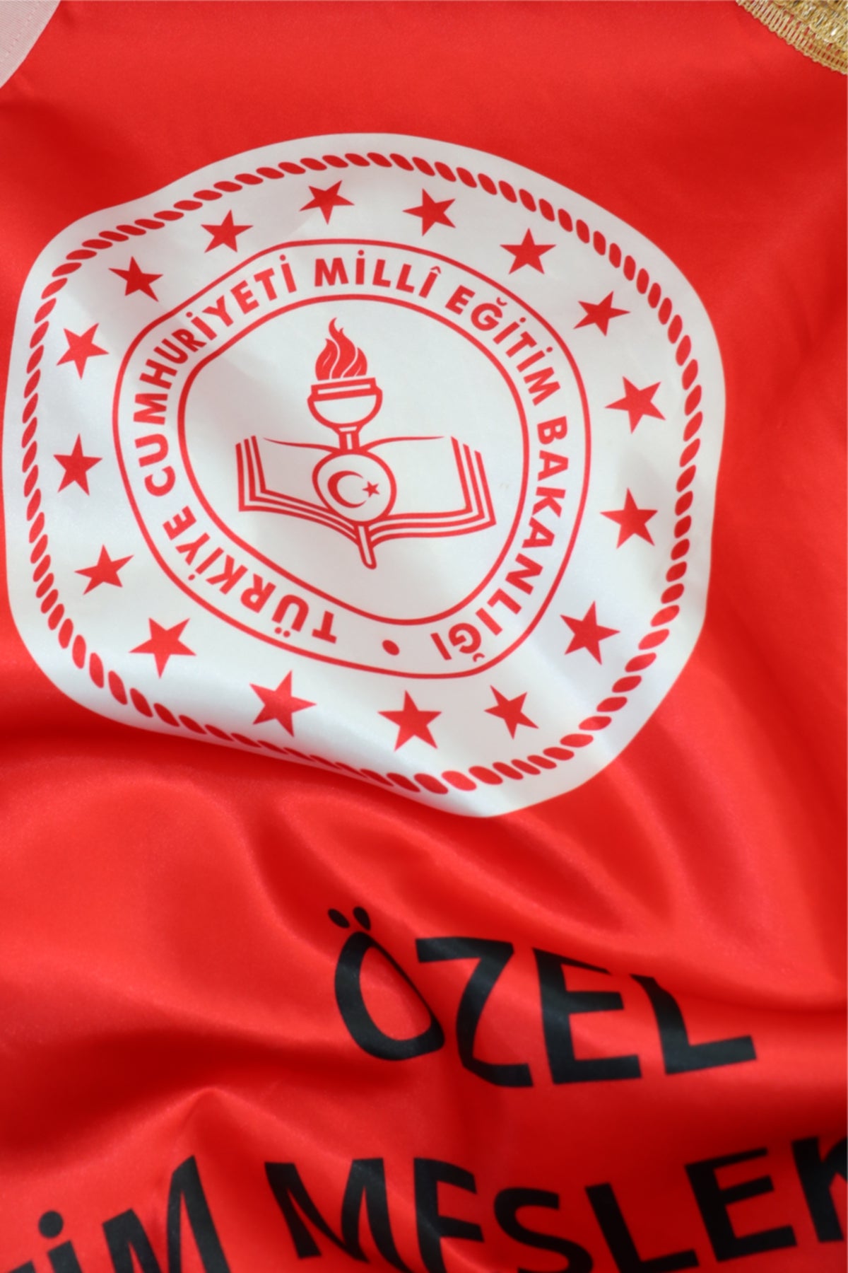 Saçaklı Okul Tören Flaması — MEB standardı — 100x150 cm saten — Asya Bayrak