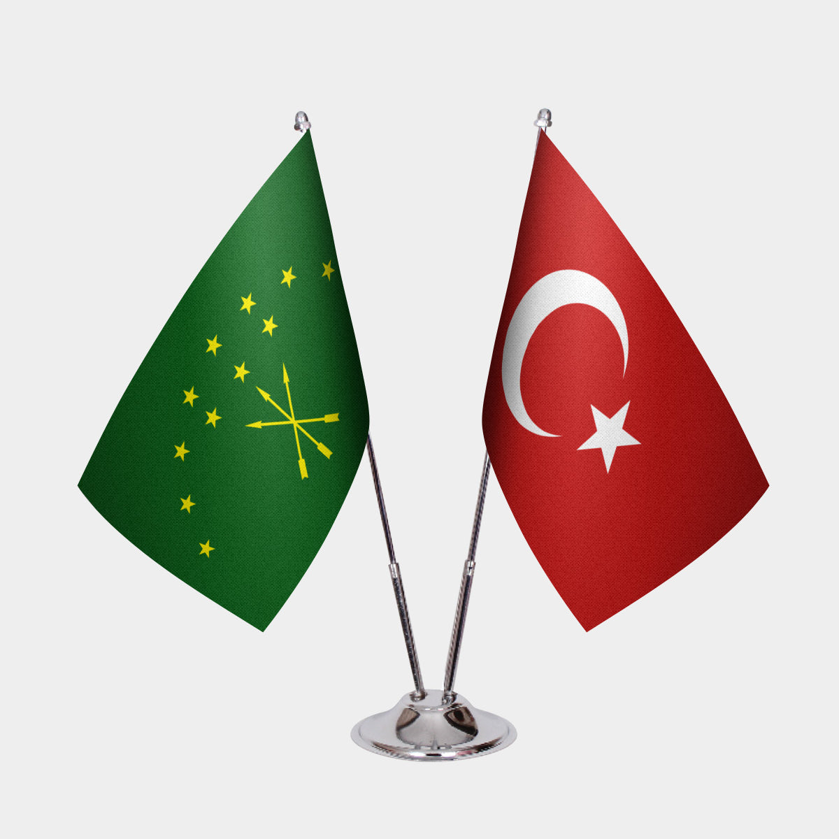 Adige & Türkiye İkili Masa Bayrağı Seti — Altın direk seçeneği