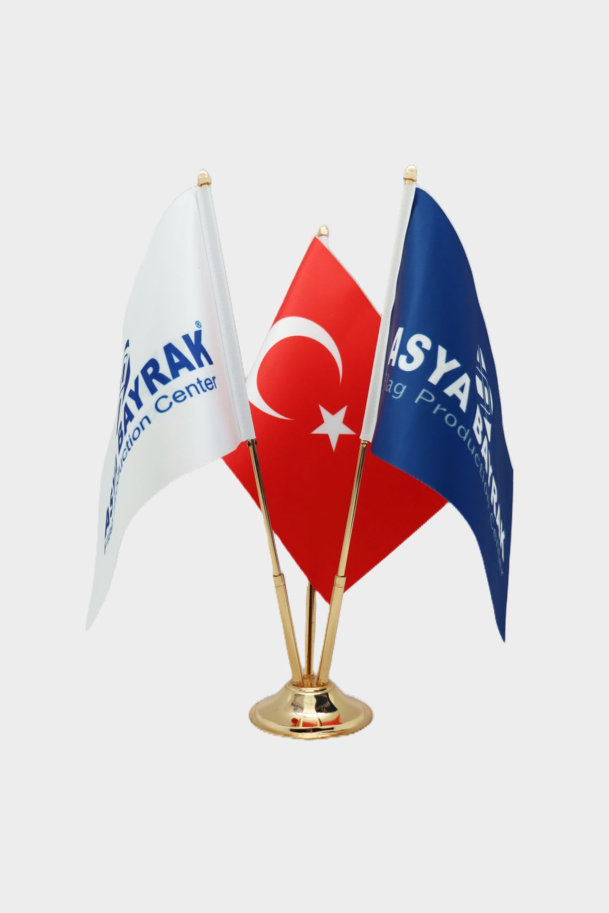 Üçlü Masa Bayrağı