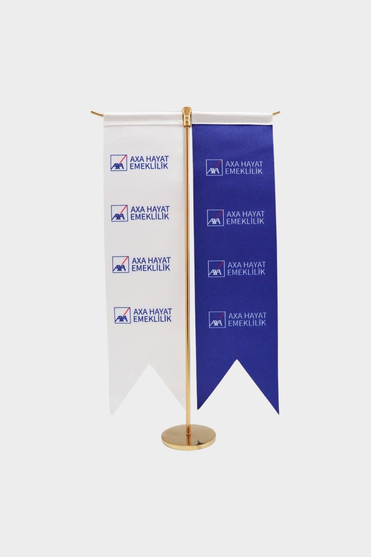 Logo Baskılı Kırlangıç T Model Masa Bayrağı, altın direkli, 8 × 32 cm bayrak, ağırlıklı kaide (1)