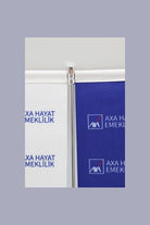 Logo Baskılı Kırlangıç T Model Masa Bayrağı, krom direkli, 8 × 32 cm bayrak, ağırlıklı kaide (3)