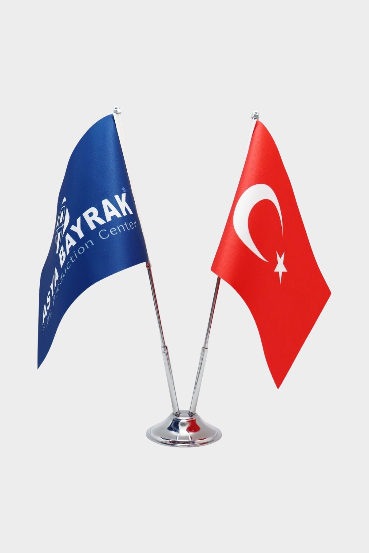 Logo Baskılı İkili Masa Bayrağı, krom direkli, 15 × 22,5 cm bayrak, ağırlıklı kaide (1)