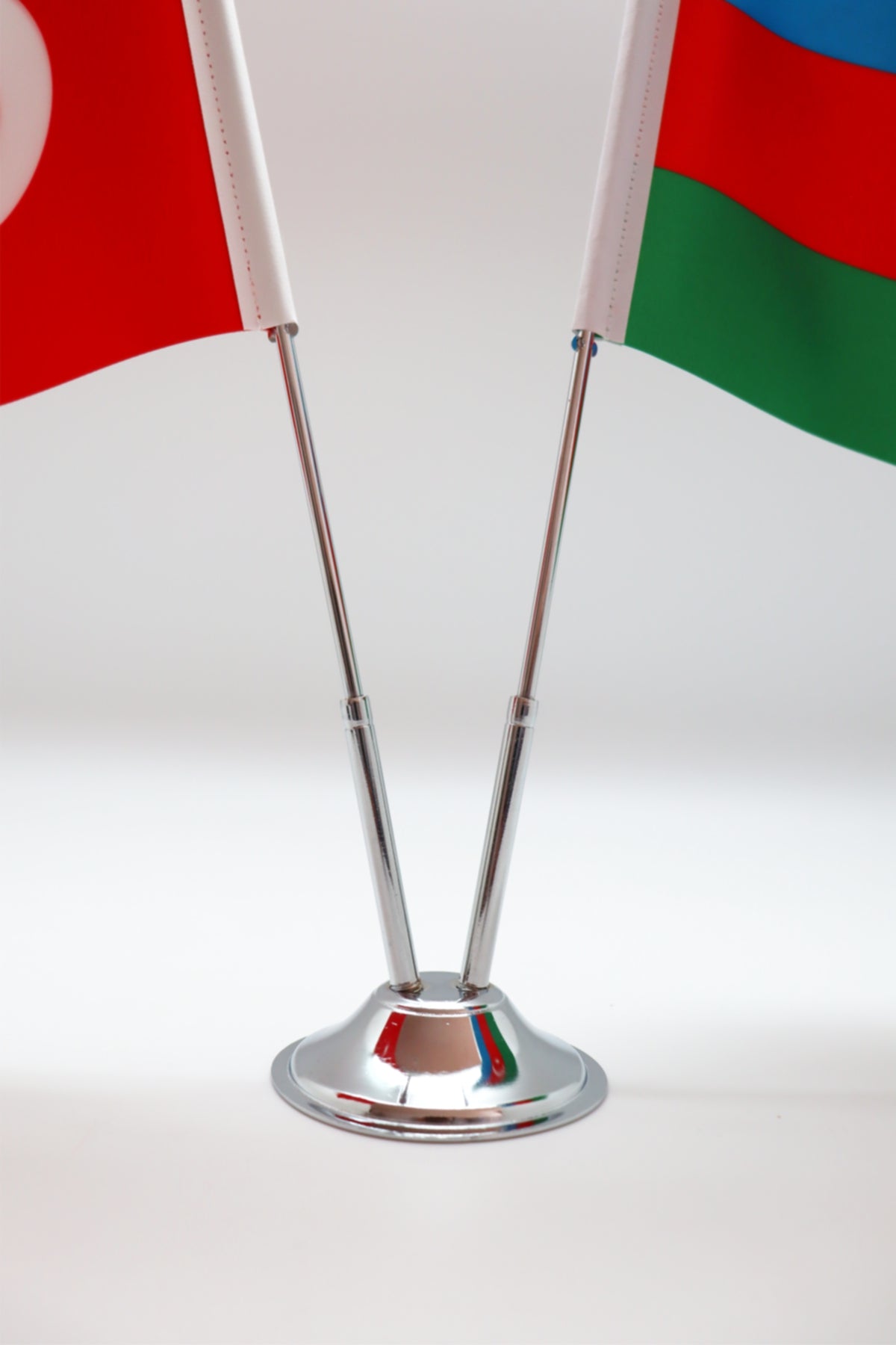 Kamboçya Turkiye masa bayragi krom detay
