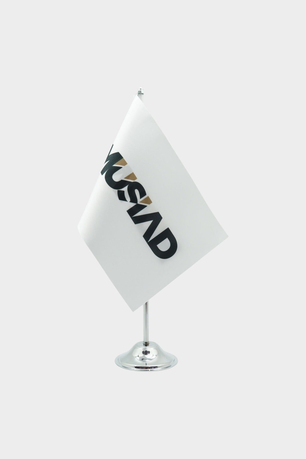 Logo Baskılı Tekli Masa Bayrağı, krom direkli, 15 × 22,5 cm bayrak, ağırlıklı kaide (1)