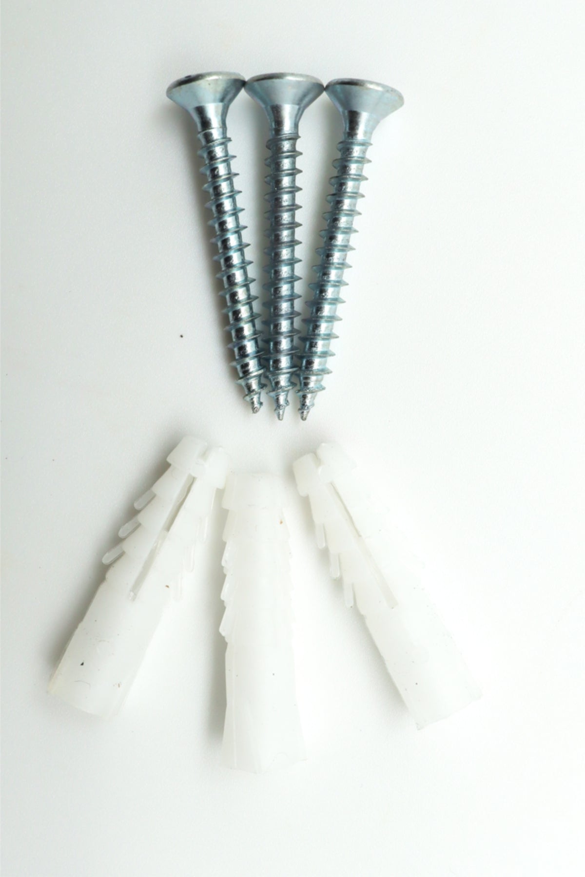 United Nations Wall-Mounted Telescopic Flagpole Set — view 2